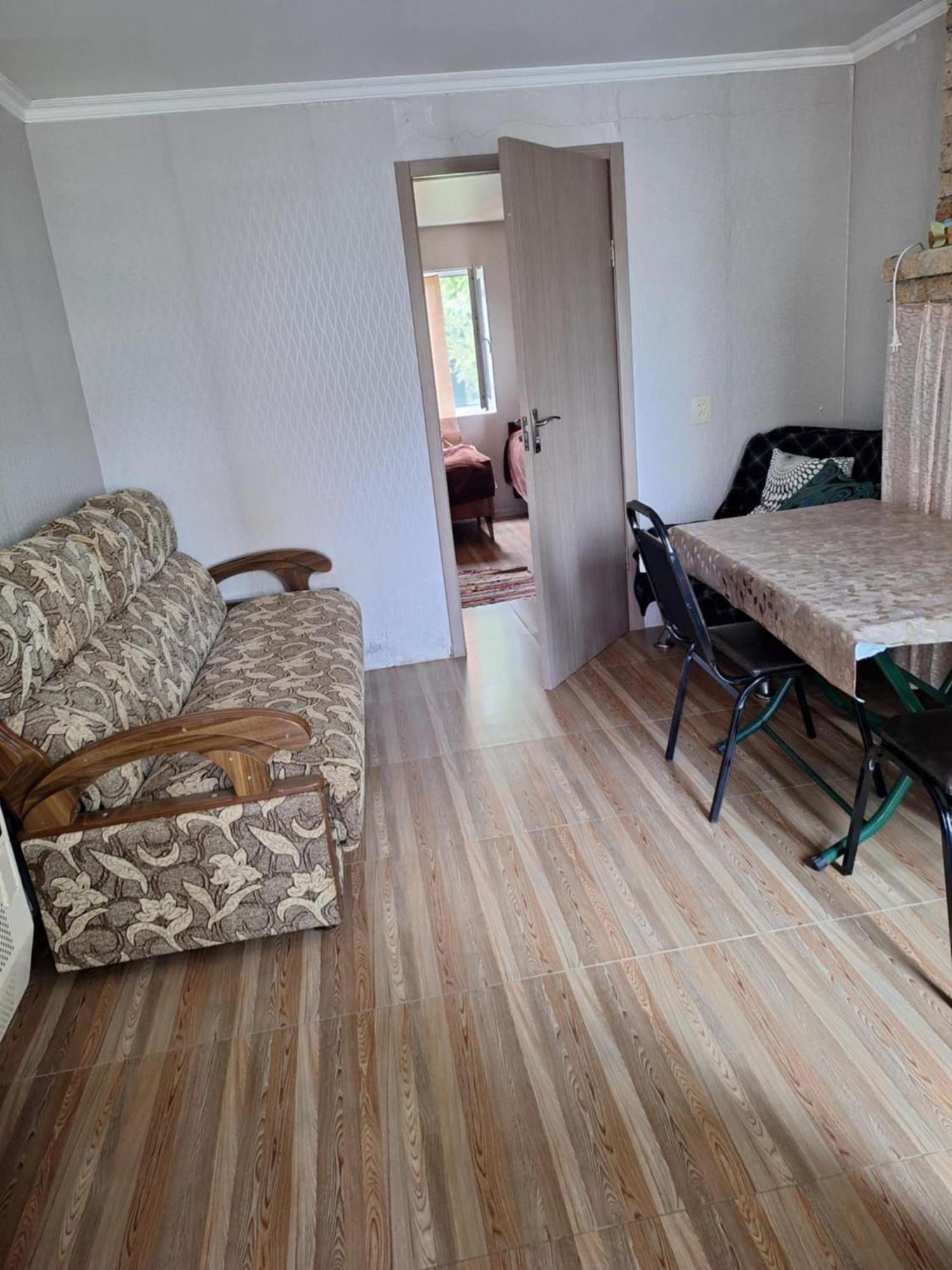 Lux-2-Or-1- Persons Irodion Evdoshvili Street #15 Kutaiszi Kültér fotó